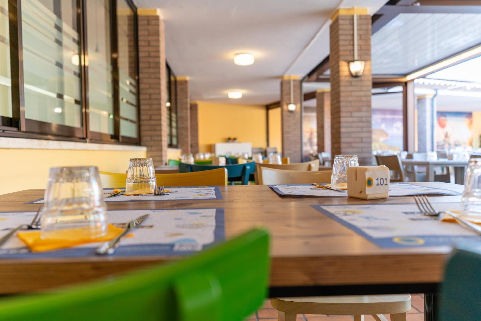 Club Del Sole La Risacca Family Collection Hotel Porto Sant'Elpidio Exterior photo